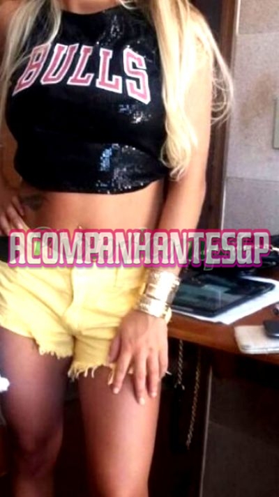 Victória, Acompanhante na República (SP)