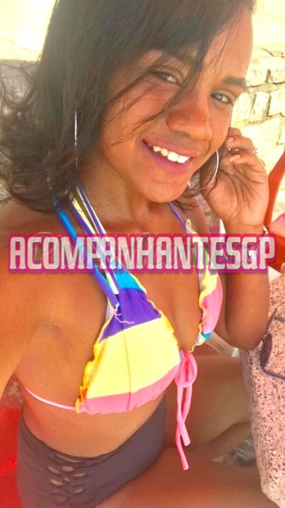 Pamela Oliver, Garota de programa em São Paulo