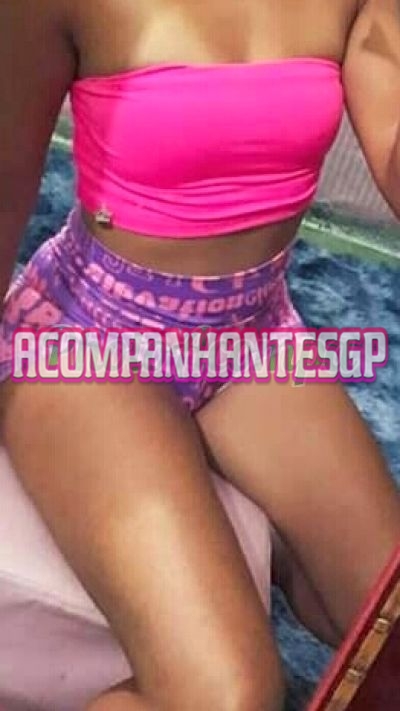 Hillary, Garota de programa em São Paulo