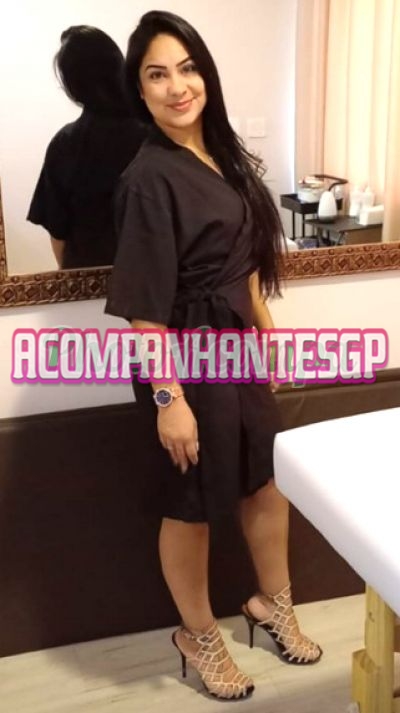 Any Manzzelly, Acompanhante em São Paulo