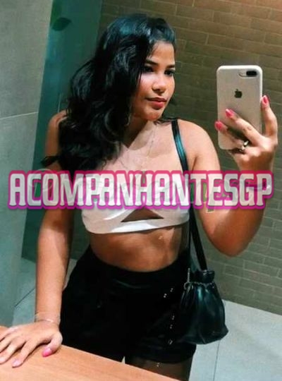 Estella, Garota de programa na Liberdade (SP)